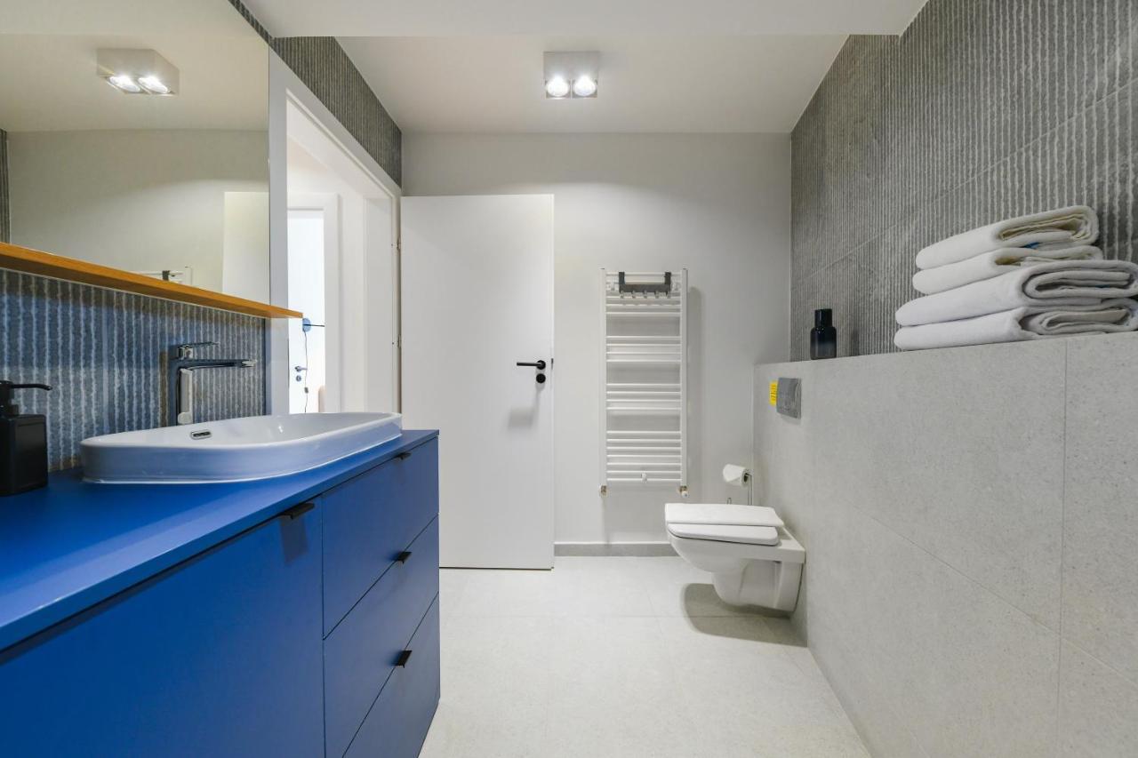 Charming 2 Bedroom Apartment Cluj-Napoca Esterno foto