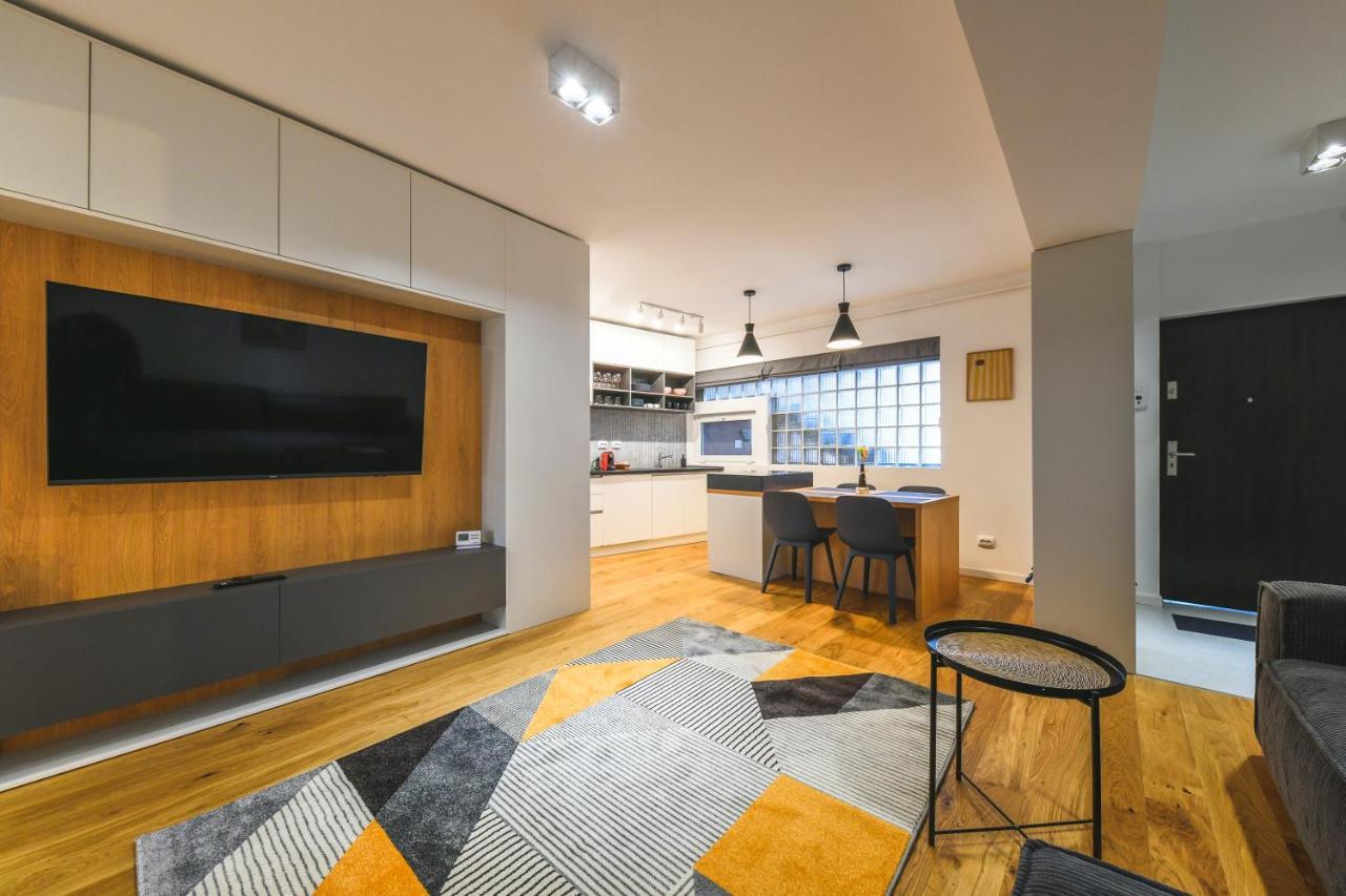 Charming 2 Bedroom Apartment Cluj-Napoca Esterno foto